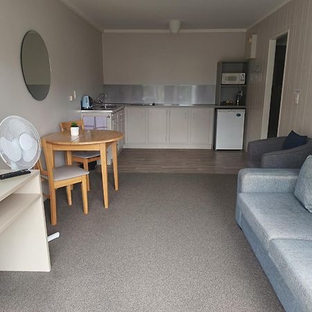 Beaches Motel Waihi Exterior foto
