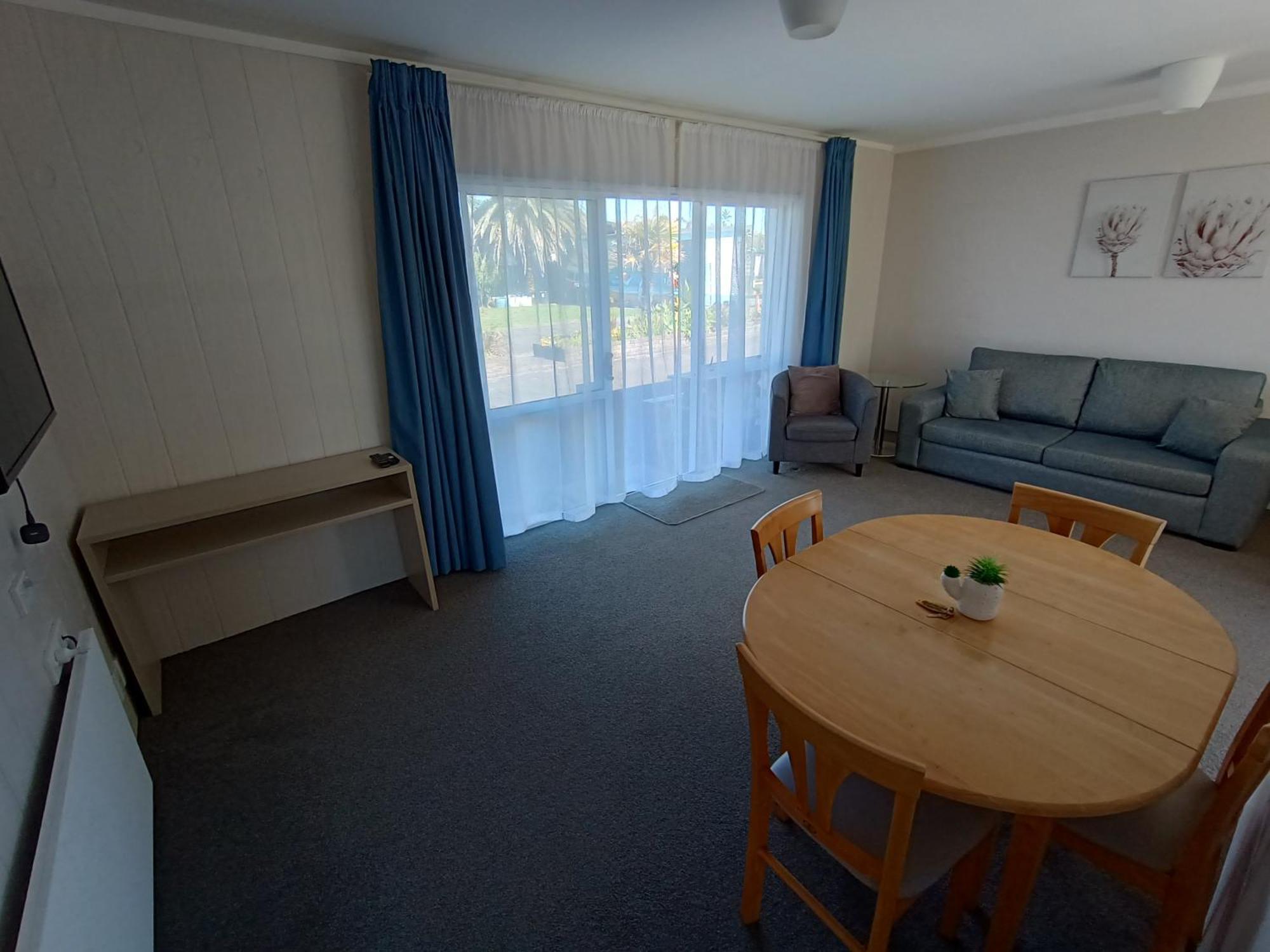 Beaches Motel Waihi Exterior foto