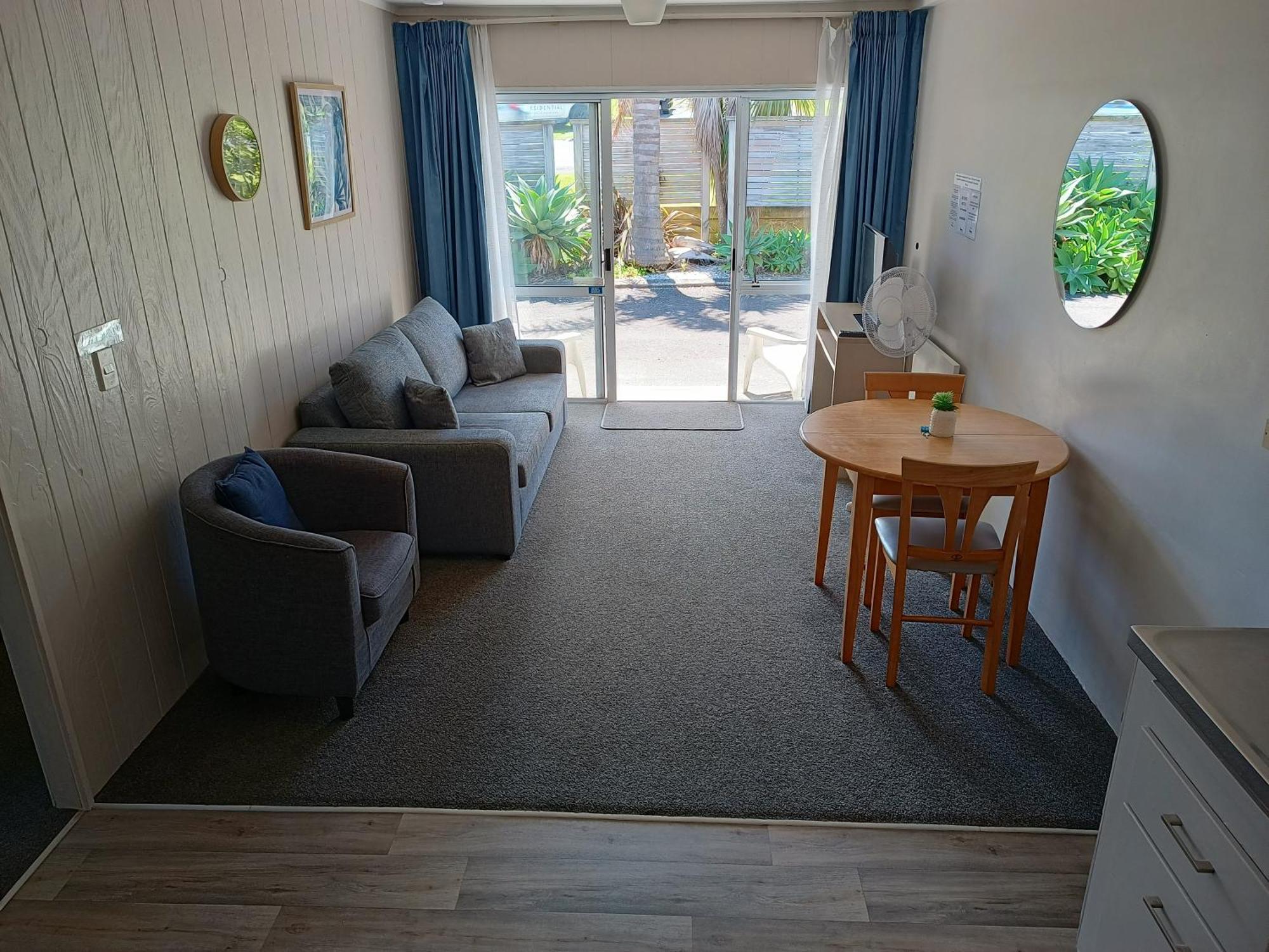 Beaches Motel Waihi Exterior foto